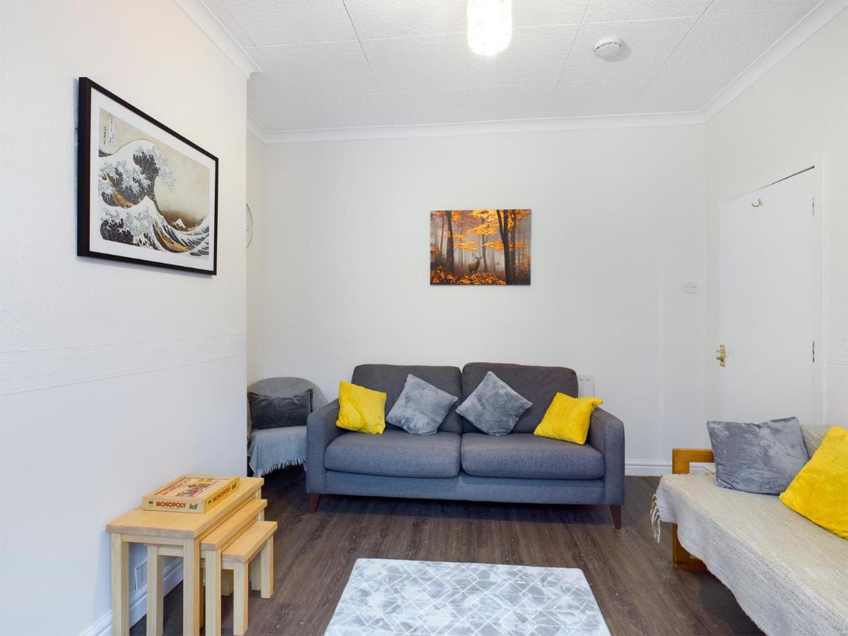 Cheerful 3 Bedroom Home With Free Parking And Wifi Честер Екстер'єр фото